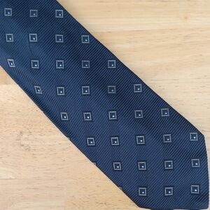 Altea Navy Tie with Small Cream Dotted Square Motif